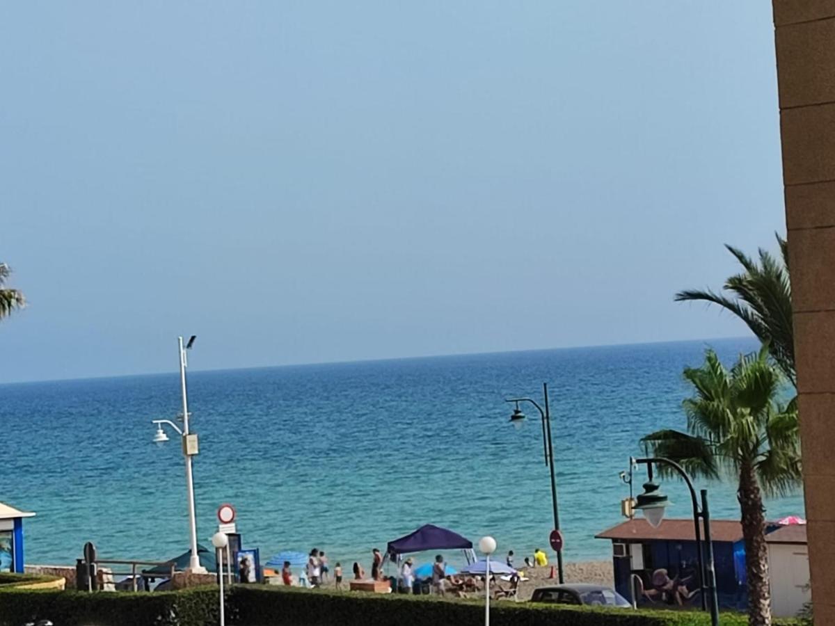 Appartement Casa Playa Guadalmar, Beautiful In Front Of The Sea, Wifi, Ac, Smart Tv, Private Parking Málaga